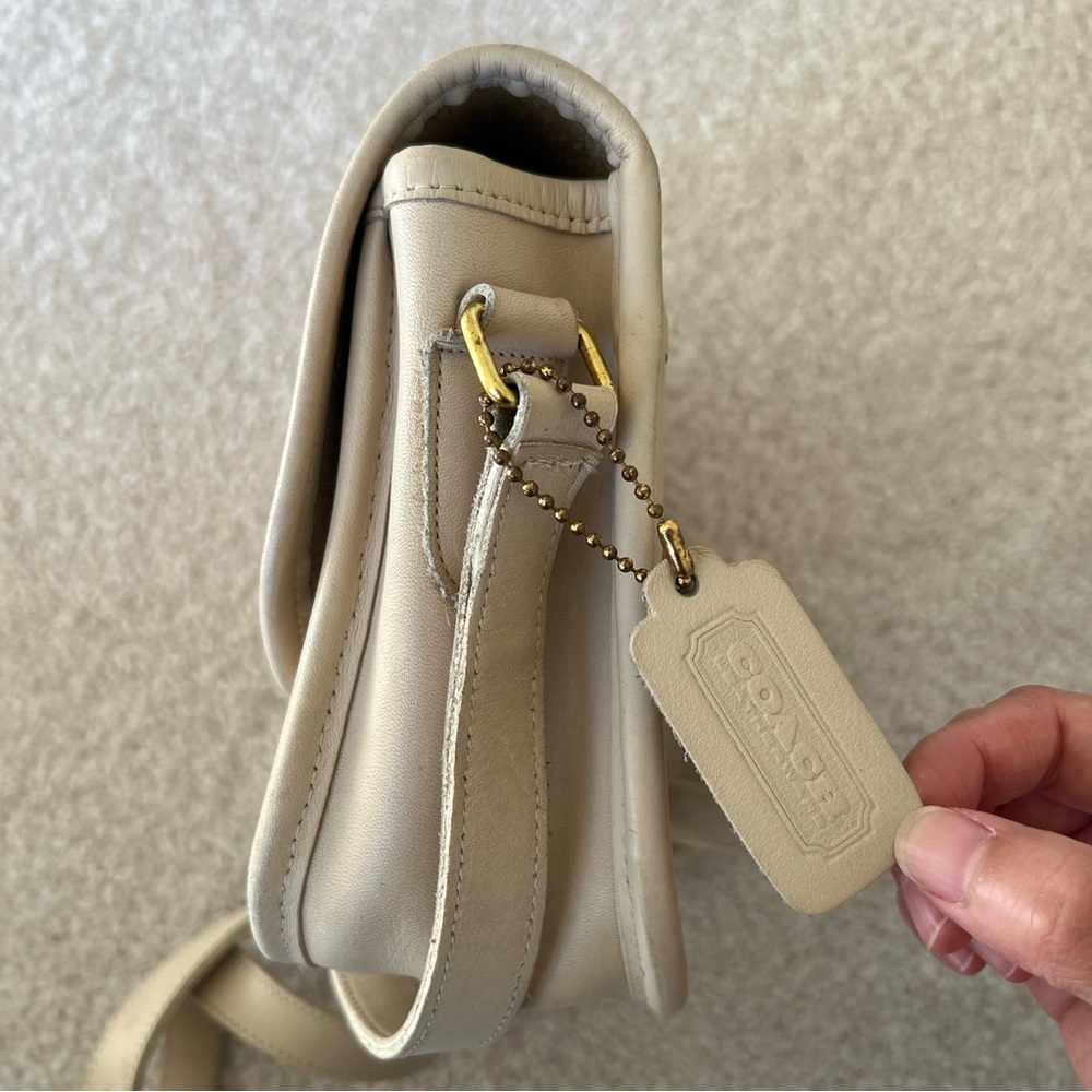 Coach Collegiate Bag #9815 in Bone color Made in USA - Picture 5 of 10